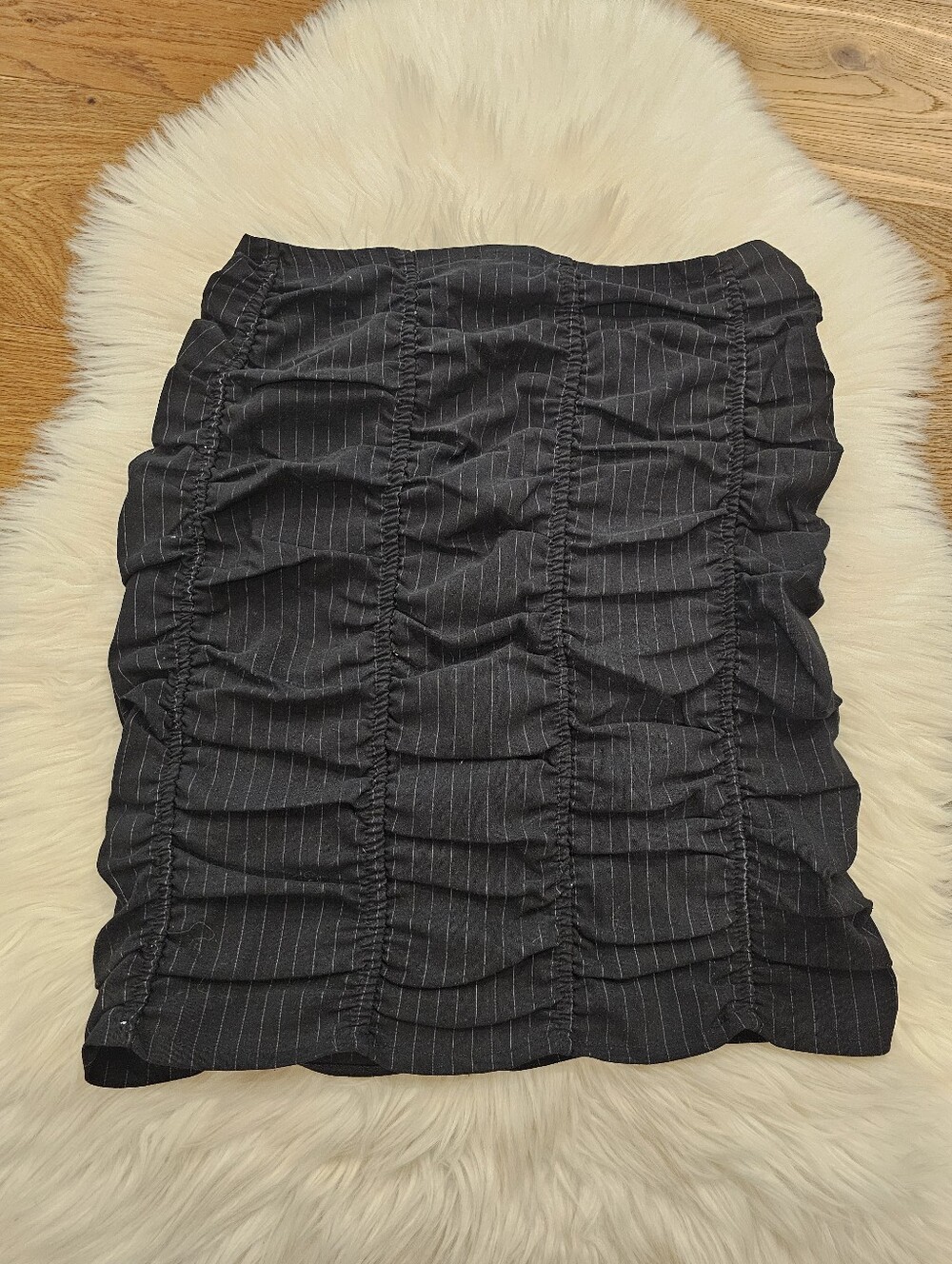 Vintage Black Pinstripe Ruched Pencil Skirt